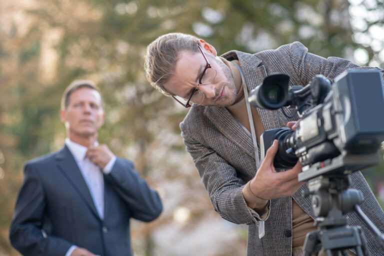 Outsourcing en producción audiovisual: cuándo externalizar y cómo mantener el control del proyecto